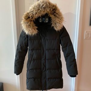Aritzia Tna ST. ANTON PARKA